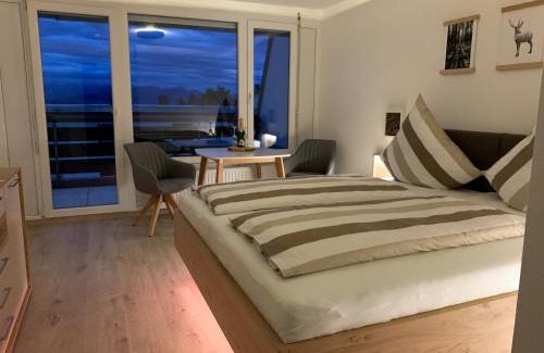 Scheidegg Appartement | FeWo Längl -Alpenguck- mit Pool und Sauna im Allgäu