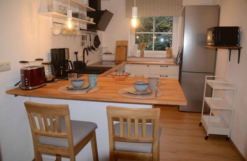 Bomighausen Appartement | FeWo Luise - Cozy vacation apartment for 2