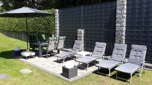 Mahren Appartement | FeWo Meyer mit privatem Pool & Gartensauna