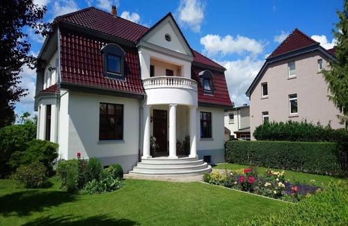 Teterow Appartement | Villa Fewo Moltke - Villa Moltke
