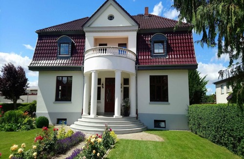Teterow Appartement | Villa Fewo Moltke - Villa Moltke