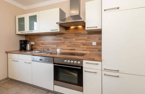 Sassnitz Appartement | FeWo Südwarts - Fireplace, Sauna, Sea View