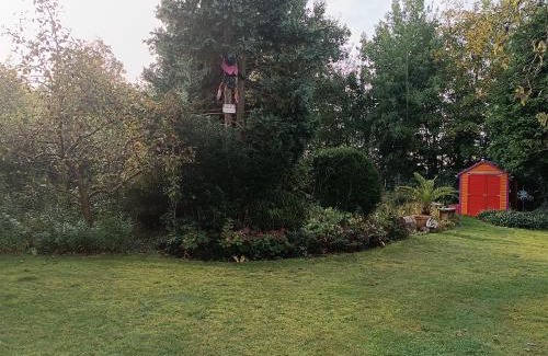 Wathlingen Appartement | FEWO Villa Farbenfroh Monteurzimmer Garten Wlan 3SZ 120qm