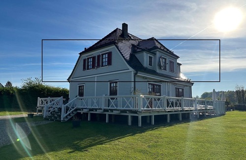 Kroepelin Appartement | Fewo Waldblick - mit Poolnutzung und Viel Ruhe