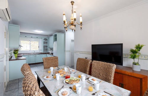 Mutxamel Villa | Fidalsa White House Premium