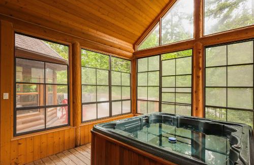 Fiddler Lake Resort Chalet De Ski | Fiddler Lake Resort Chalet 61 Deer with pool