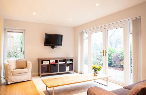 Whaddon Maison | Fig Cottage, near Bradford on Avon and Bath