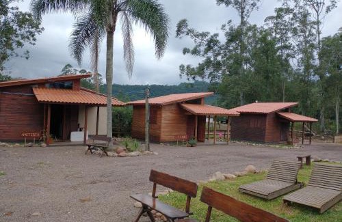 Praia Grande Chalet De Ski | Figueira do Rio do Boi Chalé Ametista