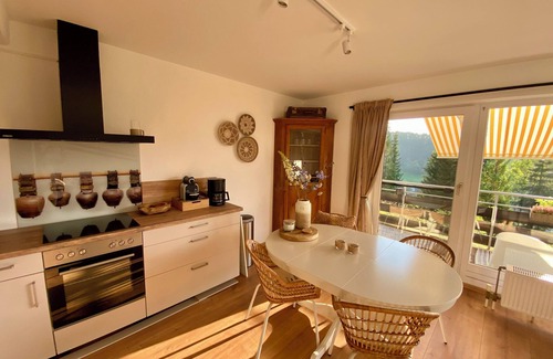 Schwalefeld Appartement | Fijn Appartement met Fantastisch Uitzicht