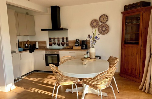 Schwalefeld Appartement | Fijn Appartement met Fantastisch Uitzicht