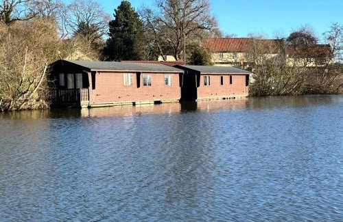 Smallburgh Location De Bateaux | Filby Broads Lodge Houseboat