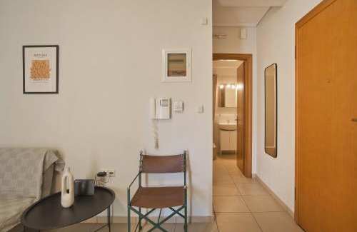 Chaidari Appartement | Filoxenia Modern Apt with Balcony near Athens Ctr