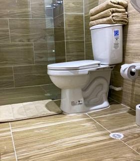 Pinchote Appartement | Fin de semana en increíble apartamento - 2 cuartos, sofacama, piscina y parking gratis