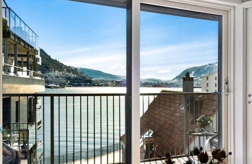 Bergenhus Appartement | Fin leilighet i nærheten av sentrum