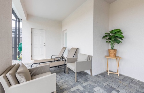 Four Corners Maison | Spacious 8-Bedroom Home in Clermont