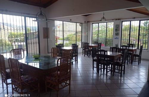 La Mesa Maison | Finca Anapoima Tranquila