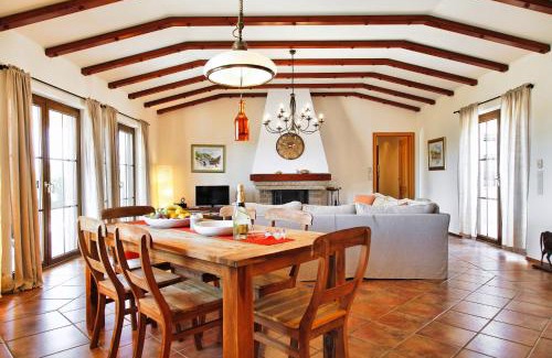 Santanyi Villa | Finca Casa Mas