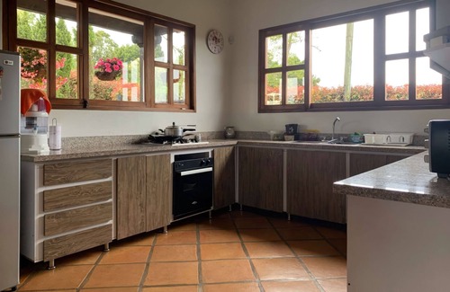 Envigado Maison | Finca con Caballos y Barbacoa en Envigado, Antioquia
