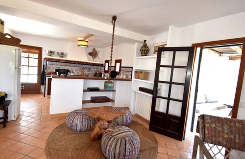 Santa Eulalia del Rio Villa | finca el retiro Ibiza, villa de luxe dans un environnement rustique pour 8 personnes