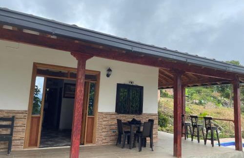 Coffee Triangle Maison | Finca los Pinos