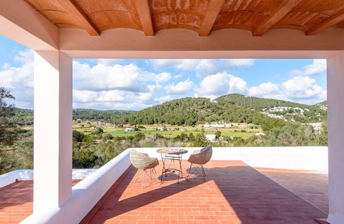 Santa Eulalia del Rio Villa | Finca Oasis Living Ibiza with Private Garden - 10 mins from beach