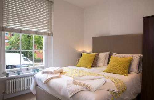 Finchley Church End Appartement | Finchley Central Luxury 3 bed triplex loft style apartment