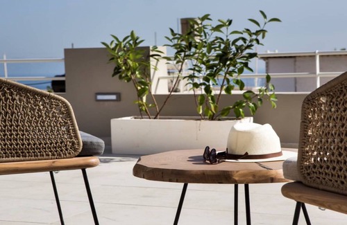Vlachata Villa | Trouvez-vous entre des vues magnifiques à Ethereal Villa