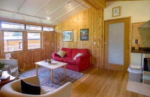 Forres Maison | Findhorn Ecovillage Escape - Westwood