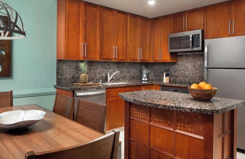 Kaiulani Station Balnéaire | 𝐅𝐢𝐧𝐝𝐢𝐧𝐠 𝐌𝐞𝐢𝐥𝐢 Waterside Princeville Ocean Resort Oasis+Amenities.2BR