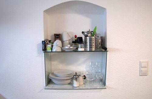 Bad Wilhelmshoehe Appartement | Amende - Calme - Pratique pour les transports: Appartement "Hugo37" au Bergpark Bad Wilhemlshöhe