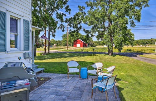 Hector Maison | Finger Lakes Farm Retreat: Walk to Wineries!
