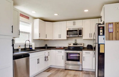 Hammondsport Maison | Finger Lakes House has private Pool, Fire Pit & Extra Amenities in Hammondsport
