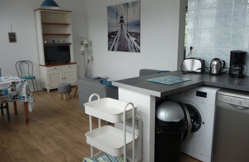 Ploneour-Lanvern Appartement | Appartement lumineux avec terrasse dans une ancienne école