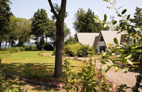Zippendorf Appartement | Finnhütte am Schweriner See - Maison 3 - sans barrière - Une maison sur le lac - Finnhütten am Schweriner See