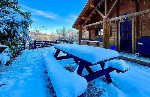 Diemelsee Maison | Finnish log cabin with hot tub near Willingen and Lake Diemel