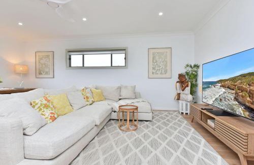 Caves Beach Maison | Finns at Caves Beach Resort