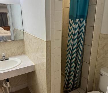 Downs Hôtel | Fins and Feathers Lodge