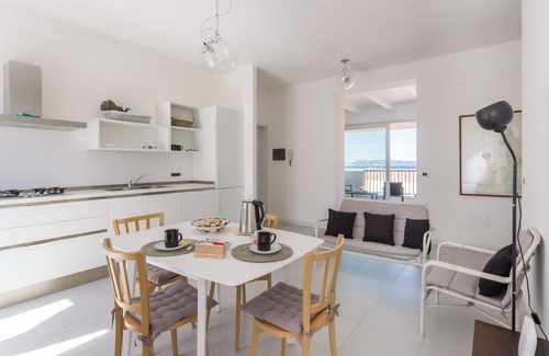 Pivarada Appartement | Penthouse fleur vue mer avec grande terrasse