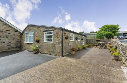 Ripley Maison | Fir Tree Stables