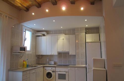 Hostafrancs Appartement | Fira Plaza España Apartment 3ʳᵈ Floor Balcony