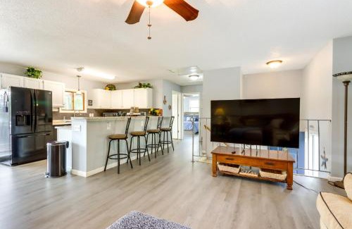 Roach Maison | Fire Pit and Dock Lake of the Ozarks Retreat!