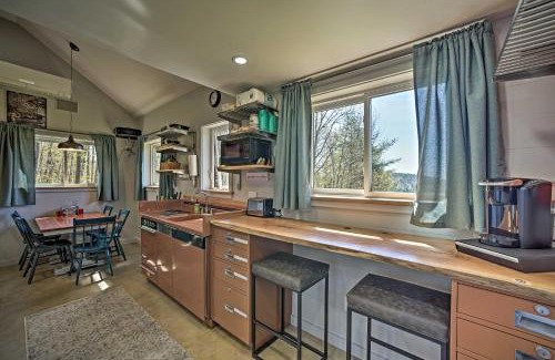 Milford Appartement | Fire Pit and Gas Grill Secluded Studio in Milford!