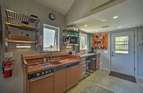 Milford Appartement | Fire Pit and Gas Grill Secluded Studio in Milford!