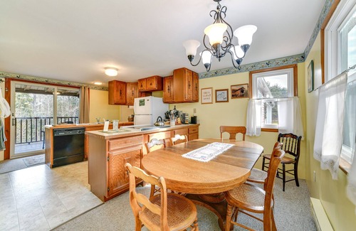 Walton Maison | Fire Pit & On-Site Pond: Wooded Walton Home!