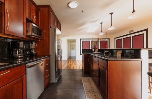 North Clairemont Maison | Fire Pit, Poker & Golf, Mins 2 La Jolla, PB, MB