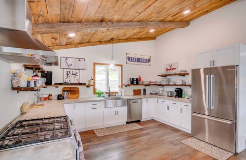 Averill Park Maison | Fire Pit + Views: Crooked Lake Group Getaway!