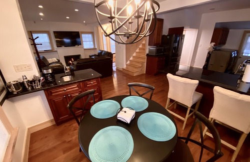 McKownville Maison | /Fire Place Bungalow\ 1917 SUNY Eagle Hill 6Beds 2Baths
