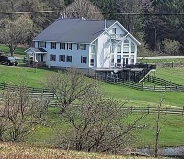 Redfield Maison | Fireball's Lodge