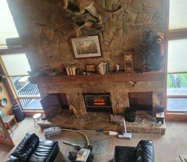 Redfield Maison | Fireball's Lodge