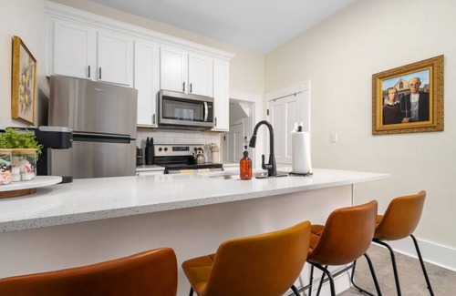 Victorian Village Appartement | First Floor Apt | Newly Remodeled | Steps from OSU